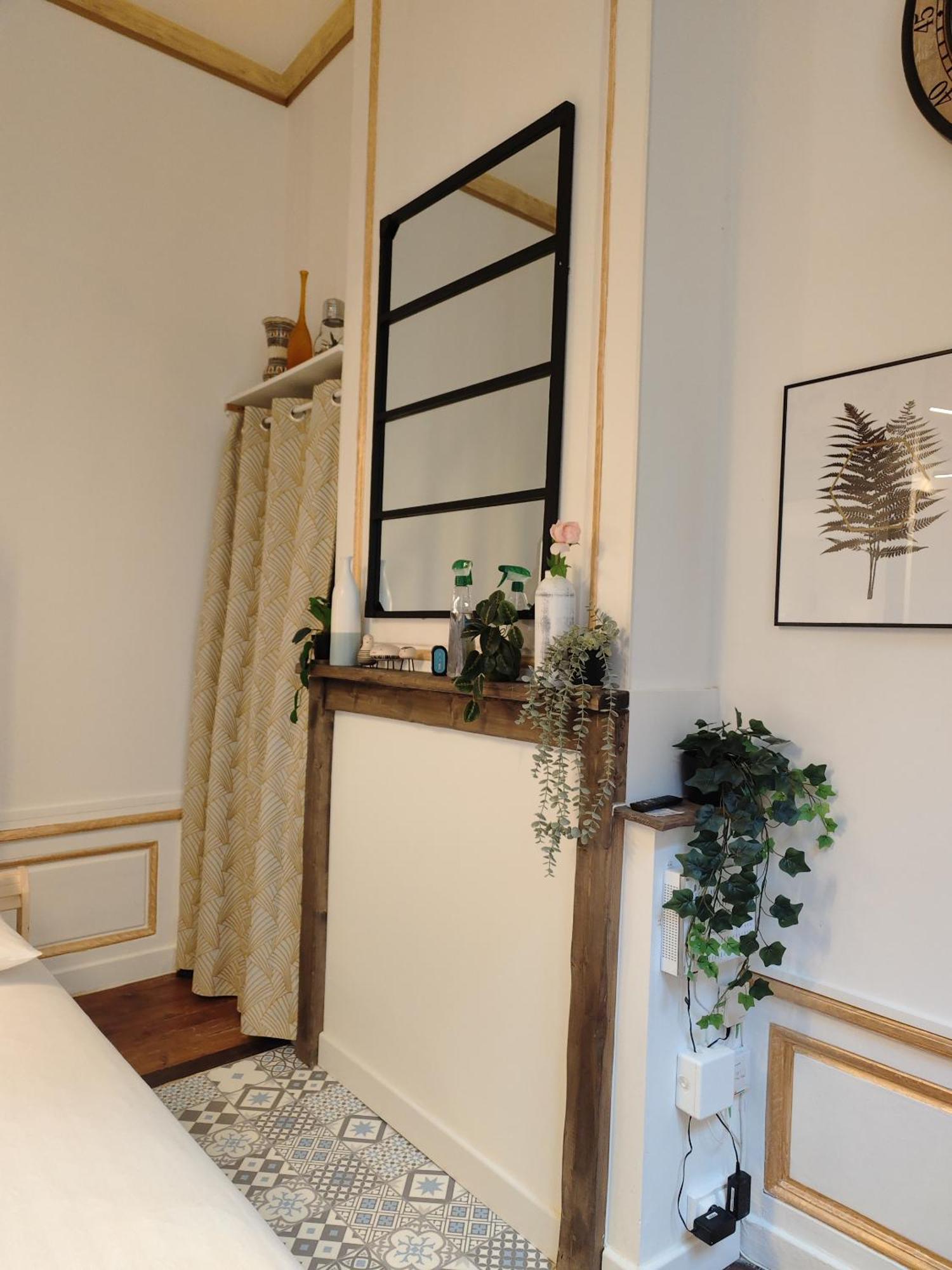 Studio Lumineux Et Fleuri Idealement Situe Apartment Caen Exterior foto